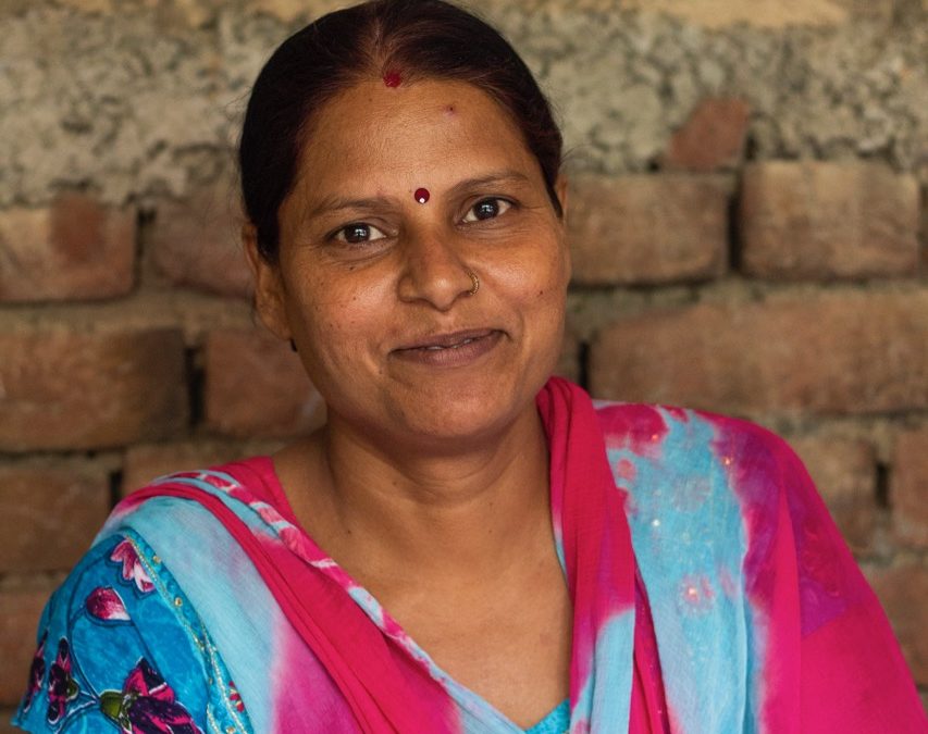 Would You Help Renu Empower a Sewing Circle in Need? #GivingTuesday #projectwhydelhi